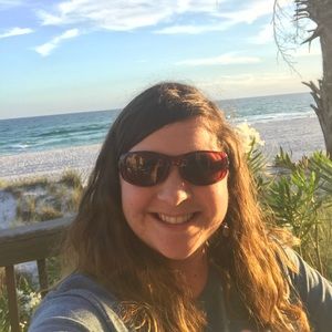 Meet your Posher, Brianne